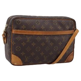 LOUIS VUITTON Monogram Trocadero 30 Shoulder Bag M51272 LV