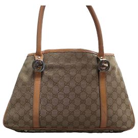 Magnifica Borsa Gucci Interlocking