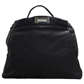 Prachtvolle Fendi Peekaboo Handtasche