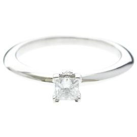Tiffany & Co. Lucida Solitaire Platino con Diamante Quadrato E/VVS2