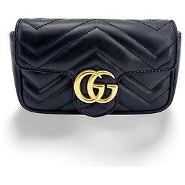 Gucci GG Marmont Flap Matelasse Leather Small