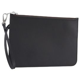 Louis Vuitton Neverfull Pochette Leather Large