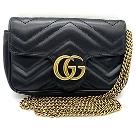 Borsa a tracolla Gucci GG Marmont in pelle matelassé