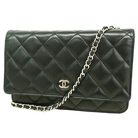 Portafoglio a spalla con catena Chanel Matelassé