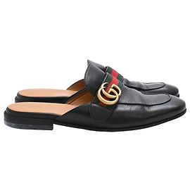 Mules Gucci Princetown in pelle nera