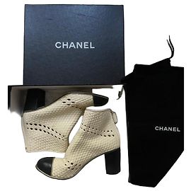 Scarpe Chanel da Donna in Ottime Condizioni