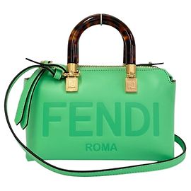 FENDI By The Way Mini Schultertasche mit Schildpatt-Griff