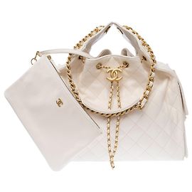 CHANEL Tasche aus weißem Leder - 104026
