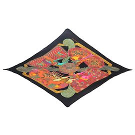 Pañuelo de seda plisado Hermès Art Des Steppes por Annie Faivre