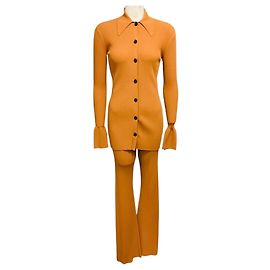 Cardigan Eleanor e Pantaloni Logan in maglia di viscosa marrone chiaro A.L.C.
