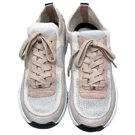 Sneakers Chanel in tessuto rosa