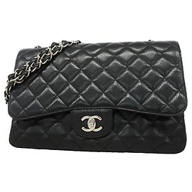 Borsa a tracolla Chanel in pelle di vitello grana nera