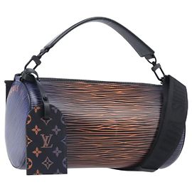 LOUIS VUITTON Epi XL Soft Porosion MM Shoulder Bag Orange M23093