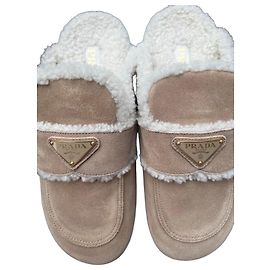 Prada Sabot in camoscio e montone Ecru