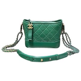 Bolso de hombro Chanel
Cuero Verde