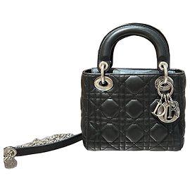Borsa Dior Lady Dior in pelle nera