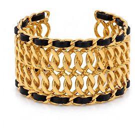 Bracciale cuff Chanel in pelle nera e placcato oro 24K