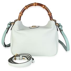 Borsa a tracolla Small Diana Gucci in pelle di vitello Dollar testurizzata Softy Wonka, verde pallido