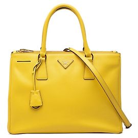 Borsa a mano Prada Galleria in pelle Saffiano con placca logo triangolare