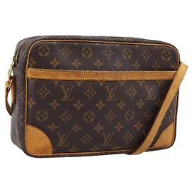 LOUIS VUITTON Monogram Trocadero 30 Shoulder Bag M51272 LV