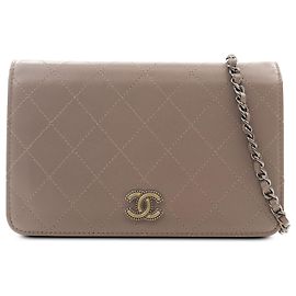 Billetera Chanel Brown CC Quilted Calfskin Wallet On Chain