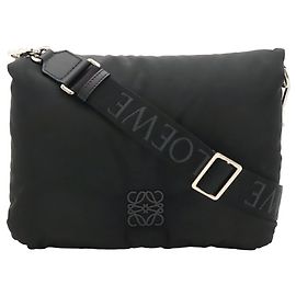 Borsa Goya Puffer Anagram Loewe