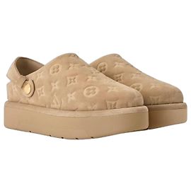 Louis Vuitton Monogram Clogs aus Wildleder mit Shearling-Futter