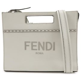 Borsa a spalla in pelle FENDI Logo Borsa crossbody Grigio chiaro 7VA547
