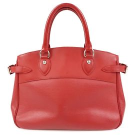 Bolso de mano Louis Vuitton Epi Passy PM Tote Bag Rouge M5926E