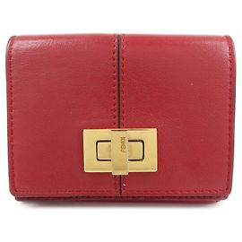 Cartera compacta trifold de piel FENDI Peekaboo Roja 8M0445
