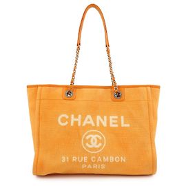 CHANEL Deauville MM Shopper aus Stroh und Leder Schultertasche Orange A67001