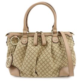 Borsa 2Way GUCCI Sukey Diamante Interlocking G in tela GG e pelle 247902