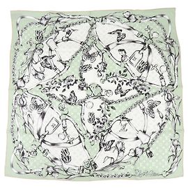 Louis Vuitton Blooming Monogram Carre 90 Silk 100% Scarf M96872