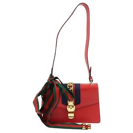 GUCCI Sylvie Sherry Leder Schulttasche Rotes Band Rot 421882