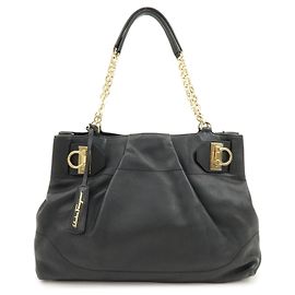 Salvatore Ferragamo Borsa Tote in pelle Ferragamo Gancini, borsa a mano, borsa a spalla Nero