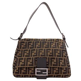 Fendi Mamma Bucket Bag mit Zucca-Muster und One-Shoulder-Riemen