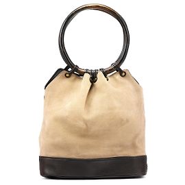 Gucci 106294 Borsa a secchiello in camoscio beige con manico in legno