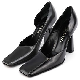 Prada 1998 Zweifarbige Lackleder-Absatzschuhe mit quadratischer Kappe