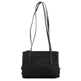 Prada Borsa Tote in nylon Tessuto Nappa nera
