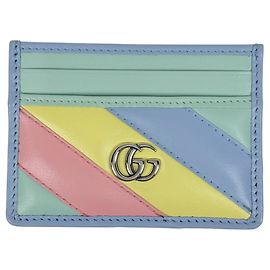 Tarjetero Gucci GG Marmont de piel