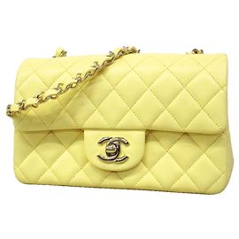 Borsa a tracolla Mini Matelassé con catena Chanel