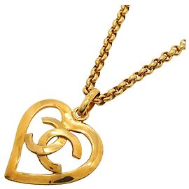 Collar Chanel chapado en oro con motivo de corazón Coco Mark