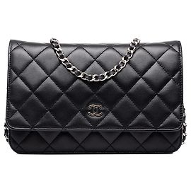 Portafoglio Chanel Black CC Quilted Lambskin Wallet On Chain
