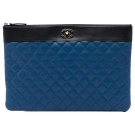 Chanel Blue Large Bicolor Quilted Sheepskin Mademoiselle O Case Clutch