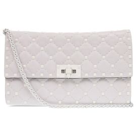 Portafoglio con catena Valentino White Lambskin Free Rockstud Spike