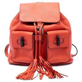 Mochila Gucci Orange Large de piel de becerro con borla de bambú y cordón ajustable