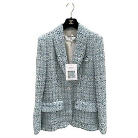 Blazer de tweed multicolor azul claro CHANEL Sz.38 de segunda mano
