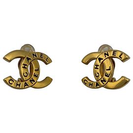 Chanel 1998 vergoldete CC Logo Ohrclips