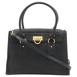 Salvatore Ferragamo Gancini Handtasche