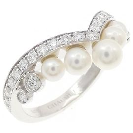 Anillo Chaumet Josephine Egerie Oro Blanco 750 Perla Akoya y Diamantes